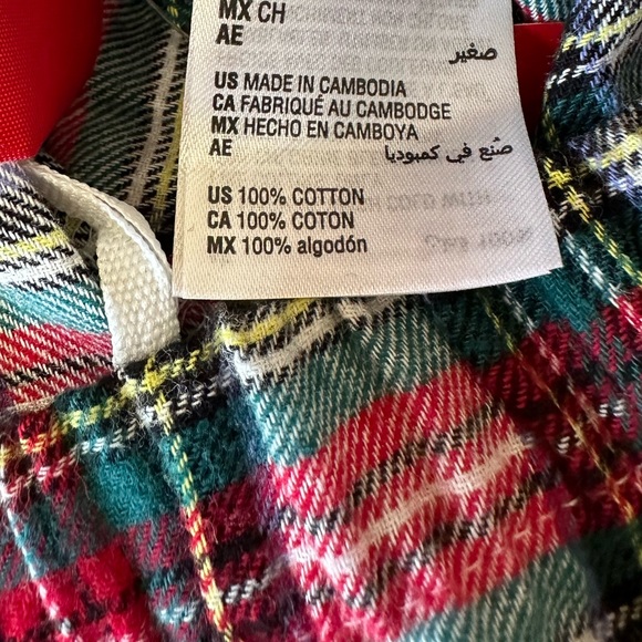 Women’s Stewart plaid pants pajama set. - Picture 4 of 4